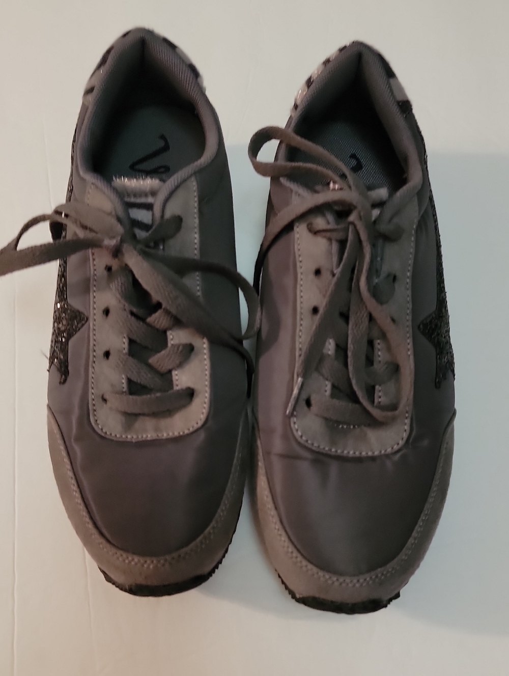 Gypsy Jazz Women's Vintage Sneaker Grey Size 9 NWOT